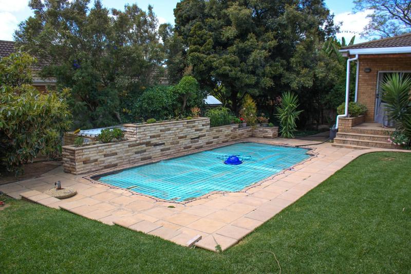 3 Bedroom Property for Sale in Vierlanden Western Cape